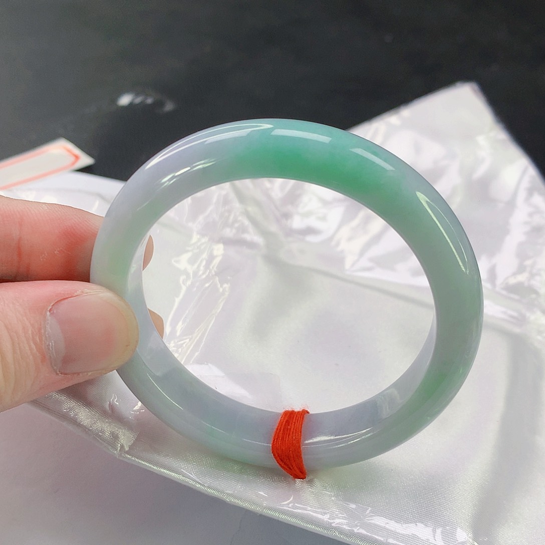 翡翠手镯未镶嵌750缅甸天然翡翠A货