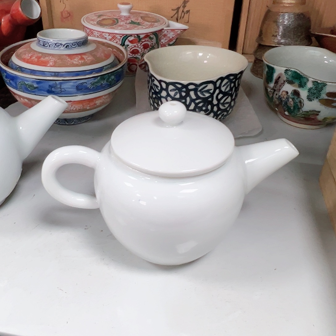 昭阿弥后手小白壶