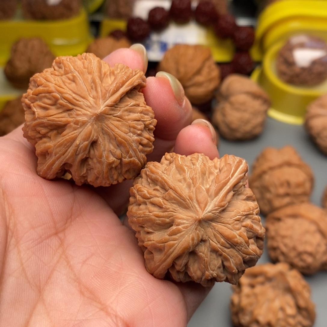 木质类文玩核桃石子磨