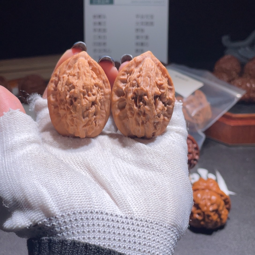 文玩核桃吊坠33.34.45大红袍1992