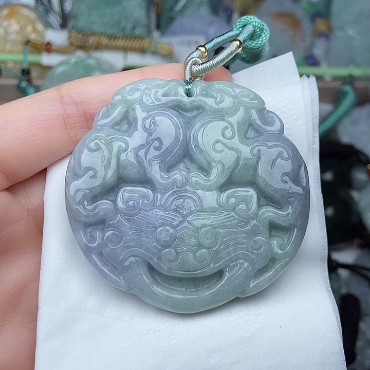 翡翠未镶嵌颈饰翡翠双面