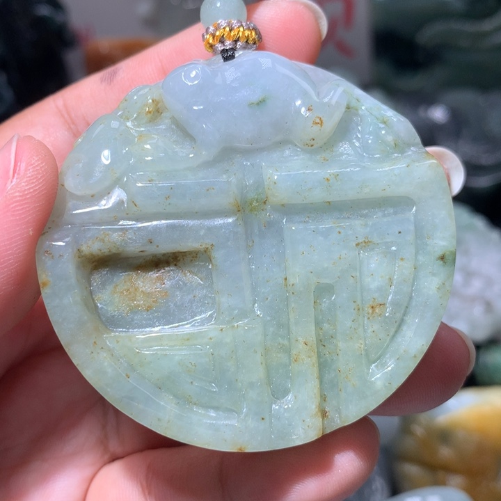 翡翠未镶嵌颈饰保真天然A货翡翠