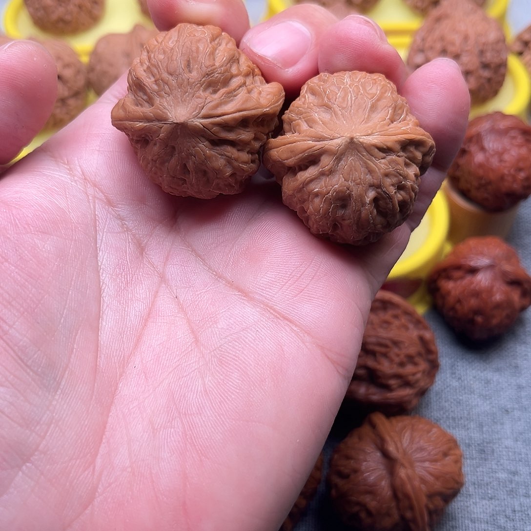 吊坠猴头核桃铁锤