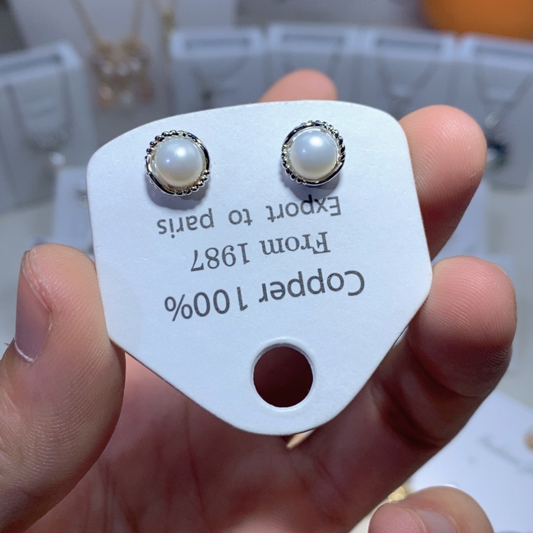 淡水珍珠银S925镶嵌耳饰