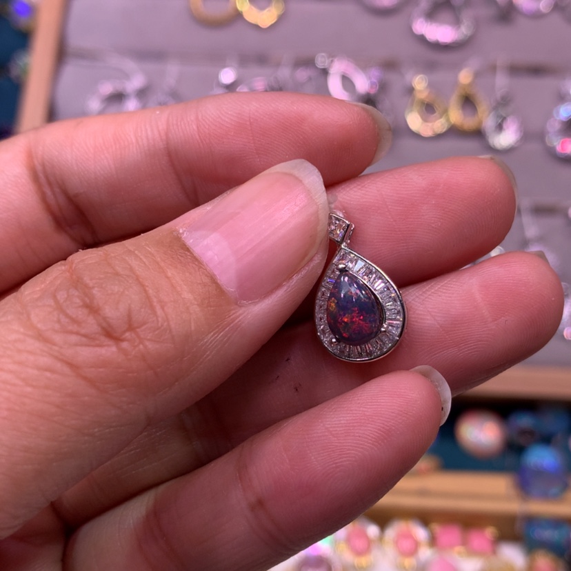 【闪购商品】欧泊项链款式银S925镶嵌开**绵