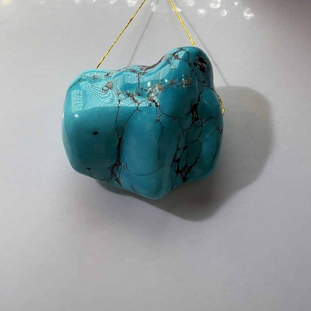 绿松石未镶嵌挂件