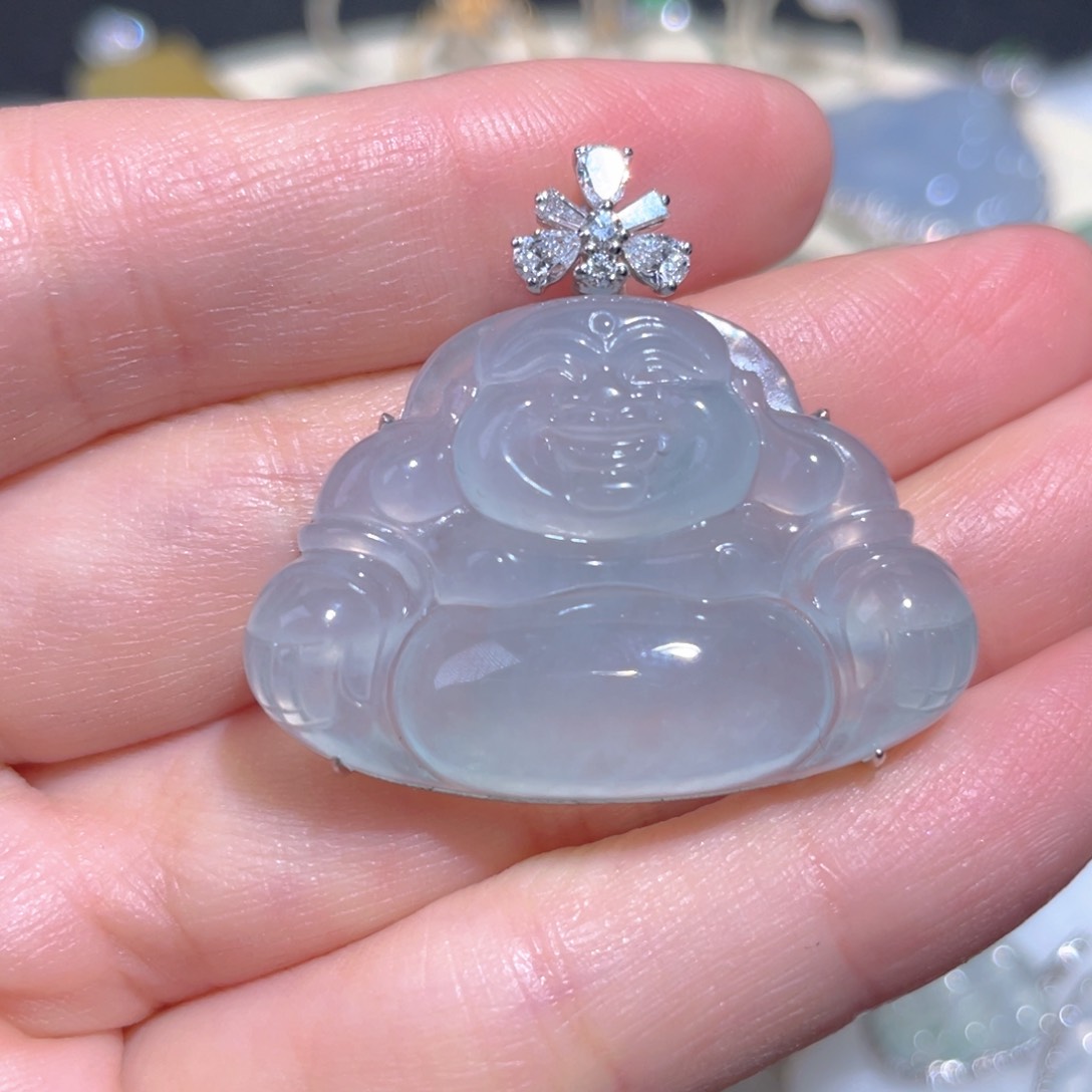 翡翠颈饰18K金镶嵌翡翠