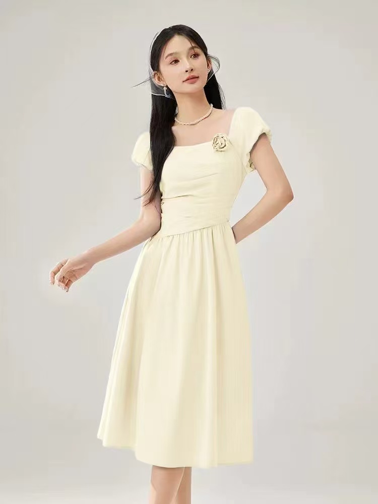 1636#夏季新款时尚气质温柔收腰设计感梭织连衣裙