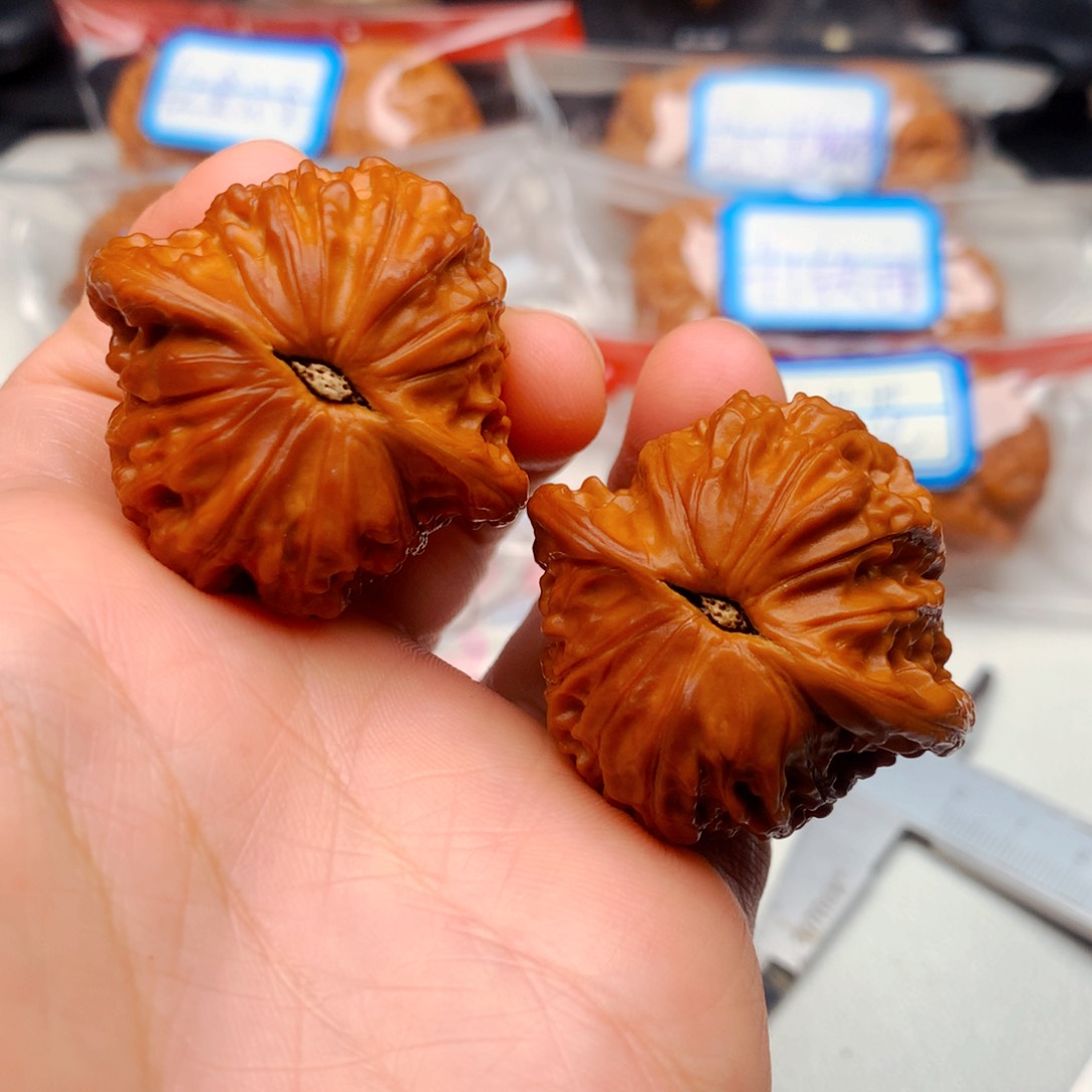 文玩核桃吊坠望*磨盘