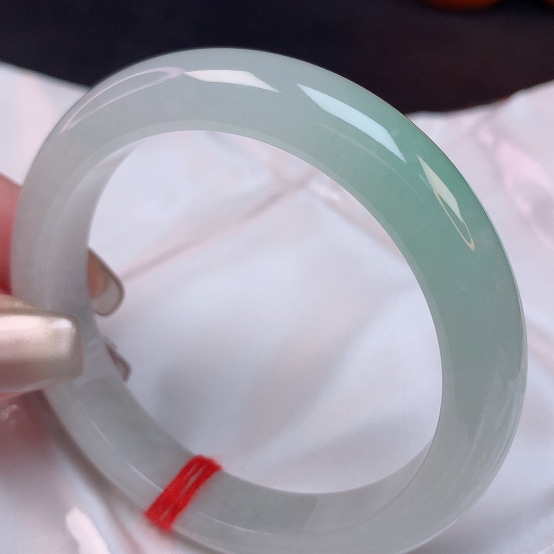 翡翠手镯未镶嵌56 翡翠手镯