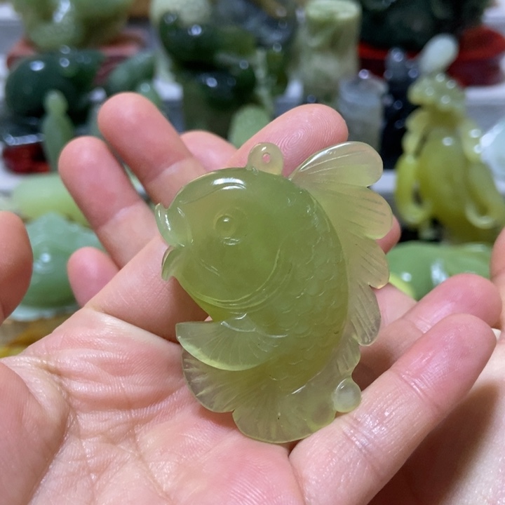 【闪购商品】蛇纹石玉挂件未镶嵌