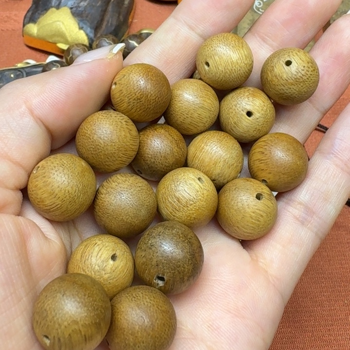 大叶紫檀（黑酸枝木类）