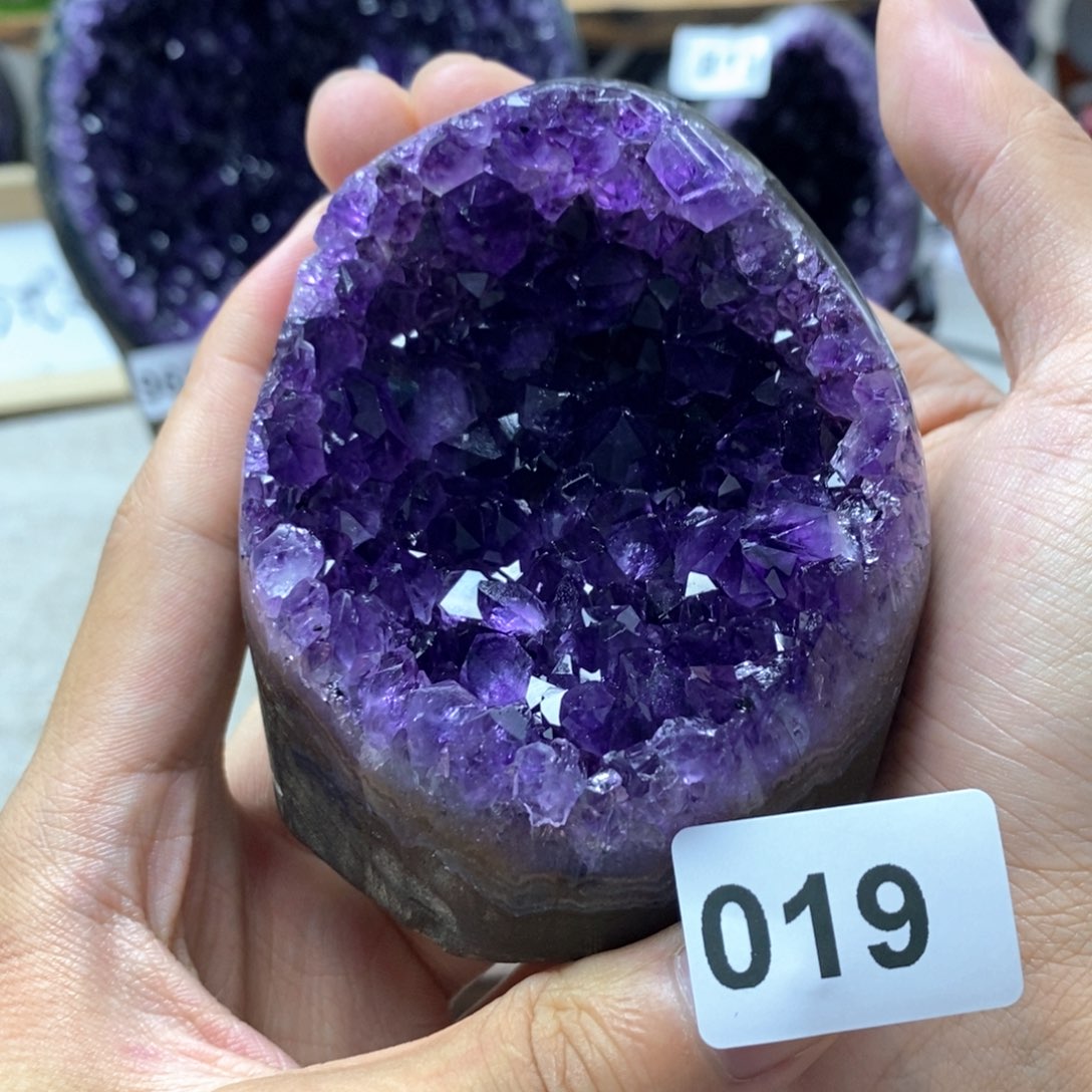 未镶嵌大型摆件（非配饰）水晶