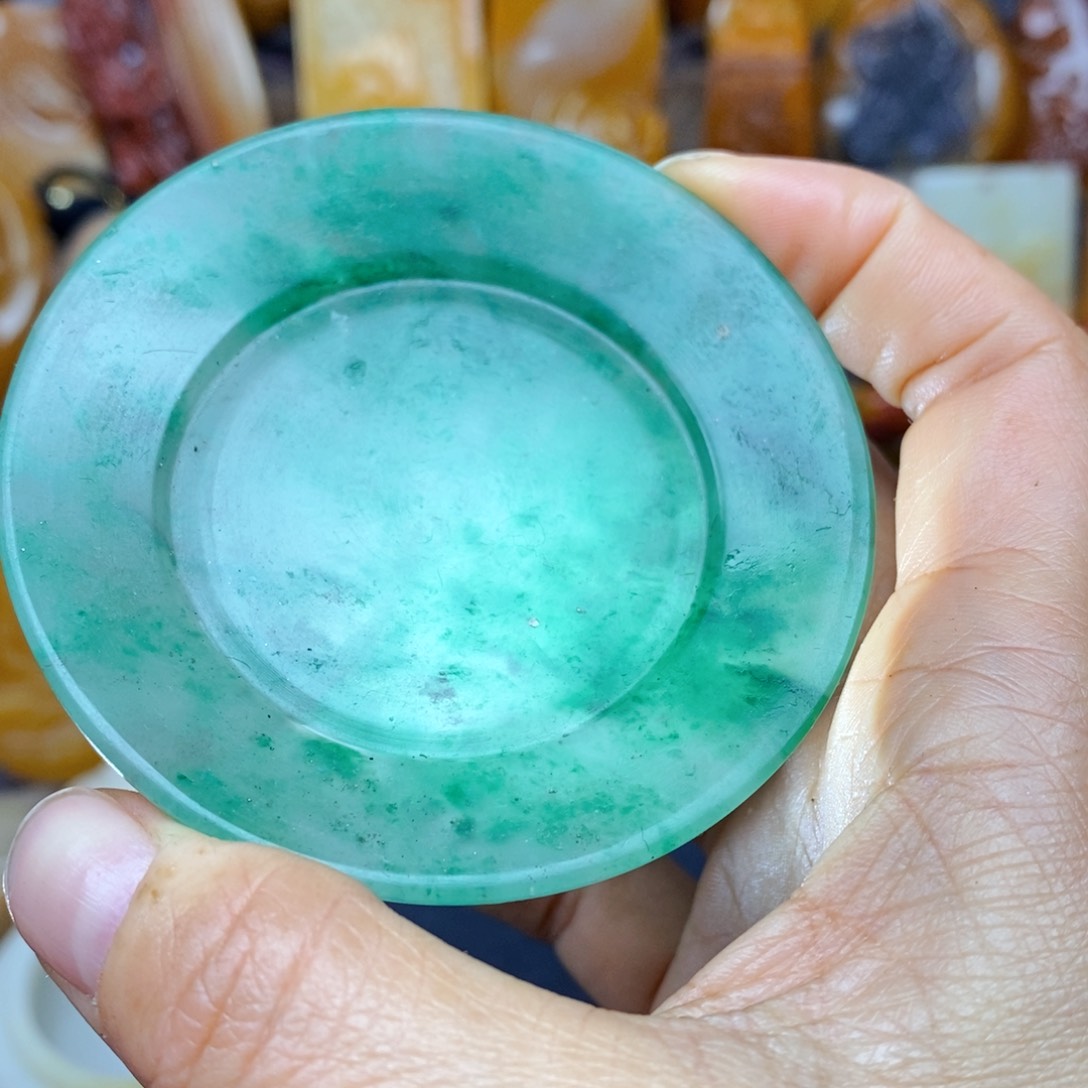 石英质玉（黄龙玉）颈饰未镶嵌