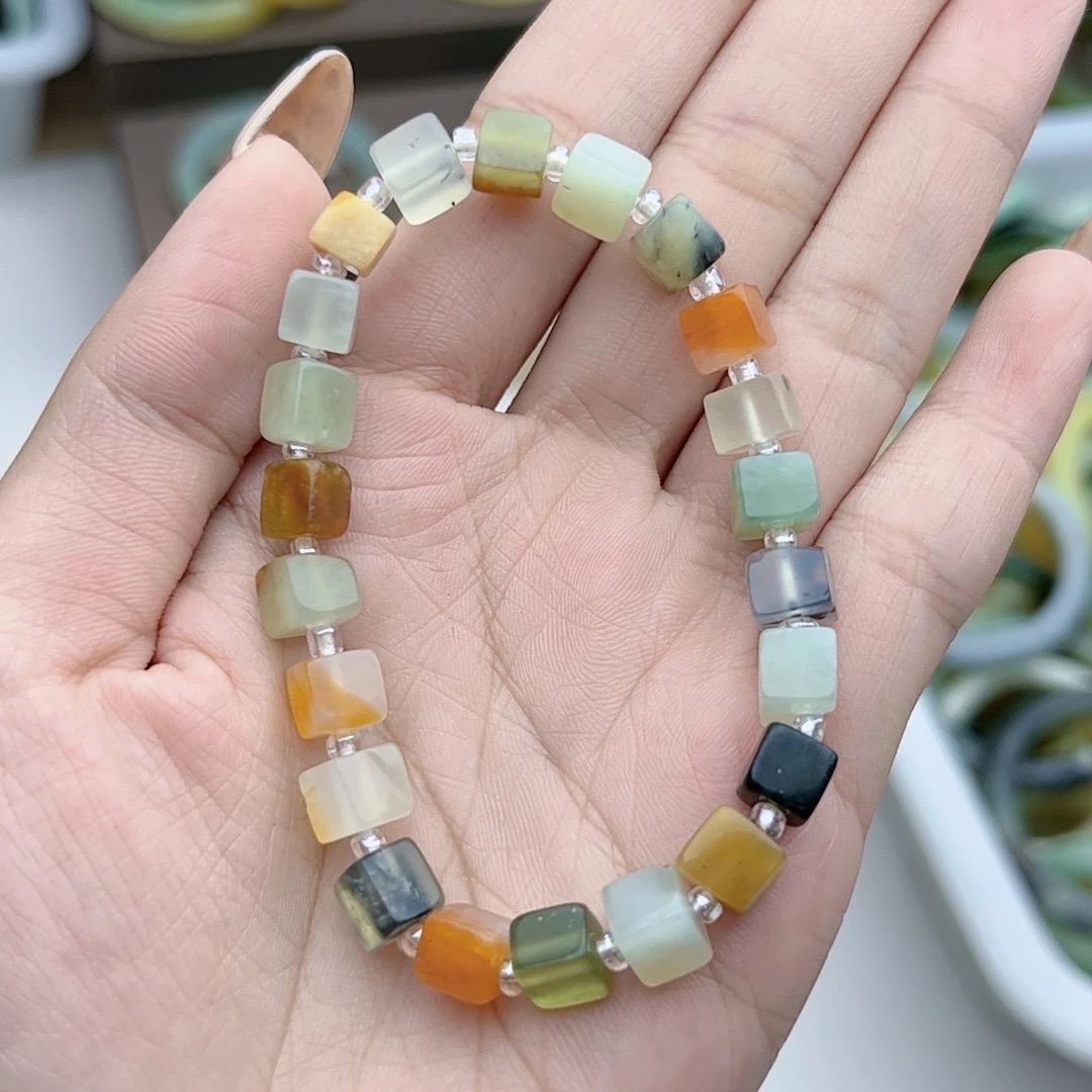 纯天然岫玉方糖手串时尚