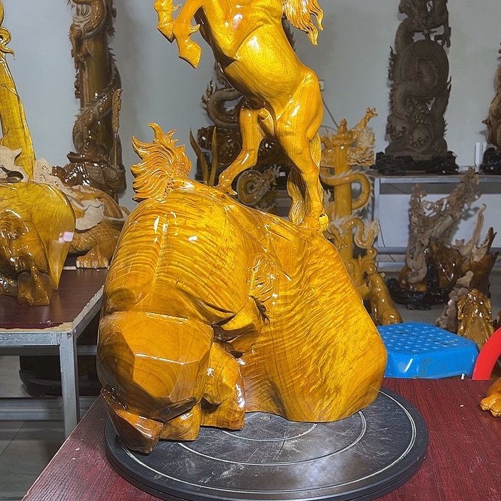 桃****金丝楠金丝楠木马