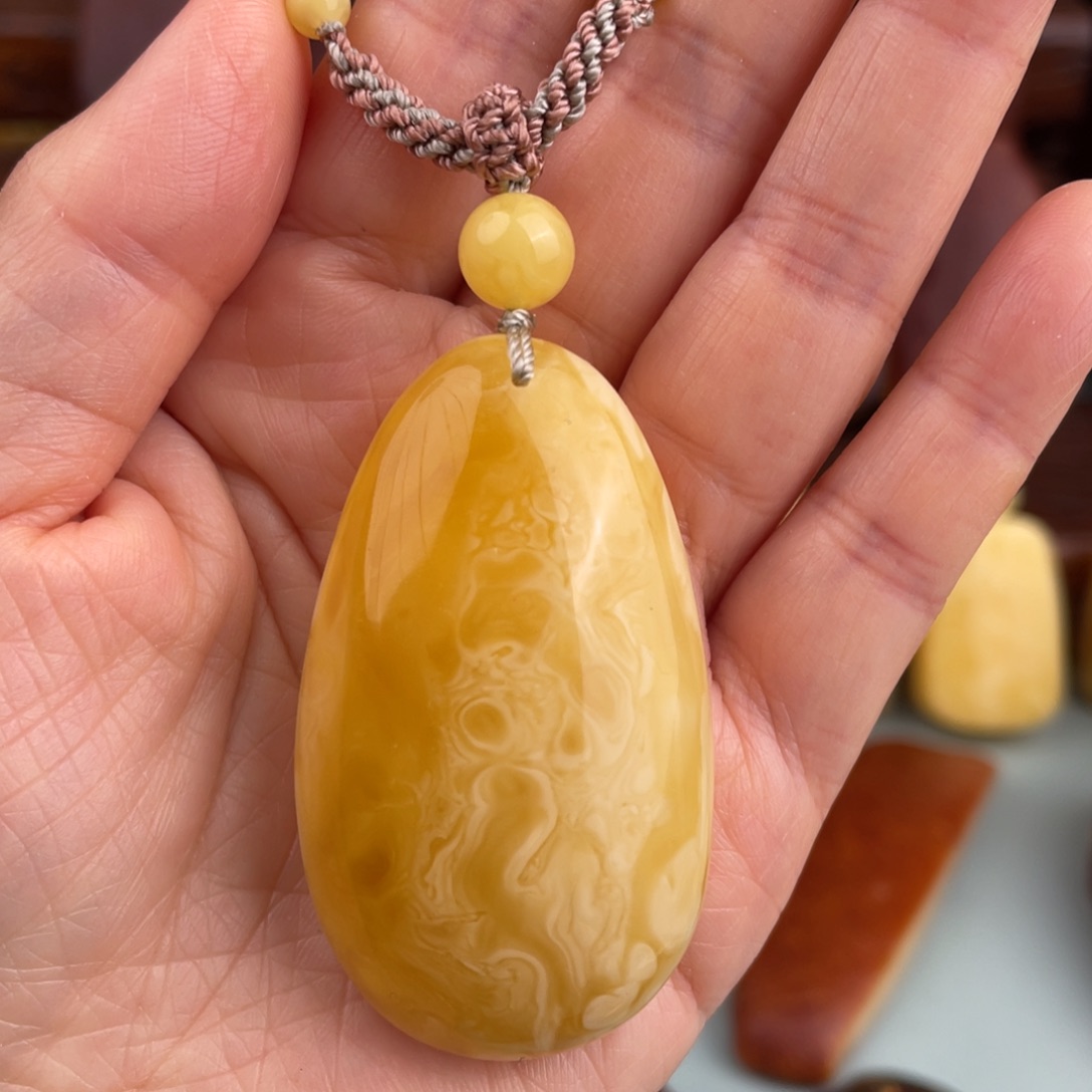 定制琥珀未镶嵌蜜蜡吊坠