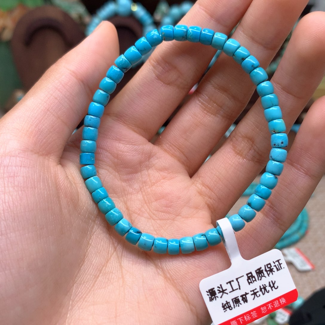 绿松石配饰未镶嵌