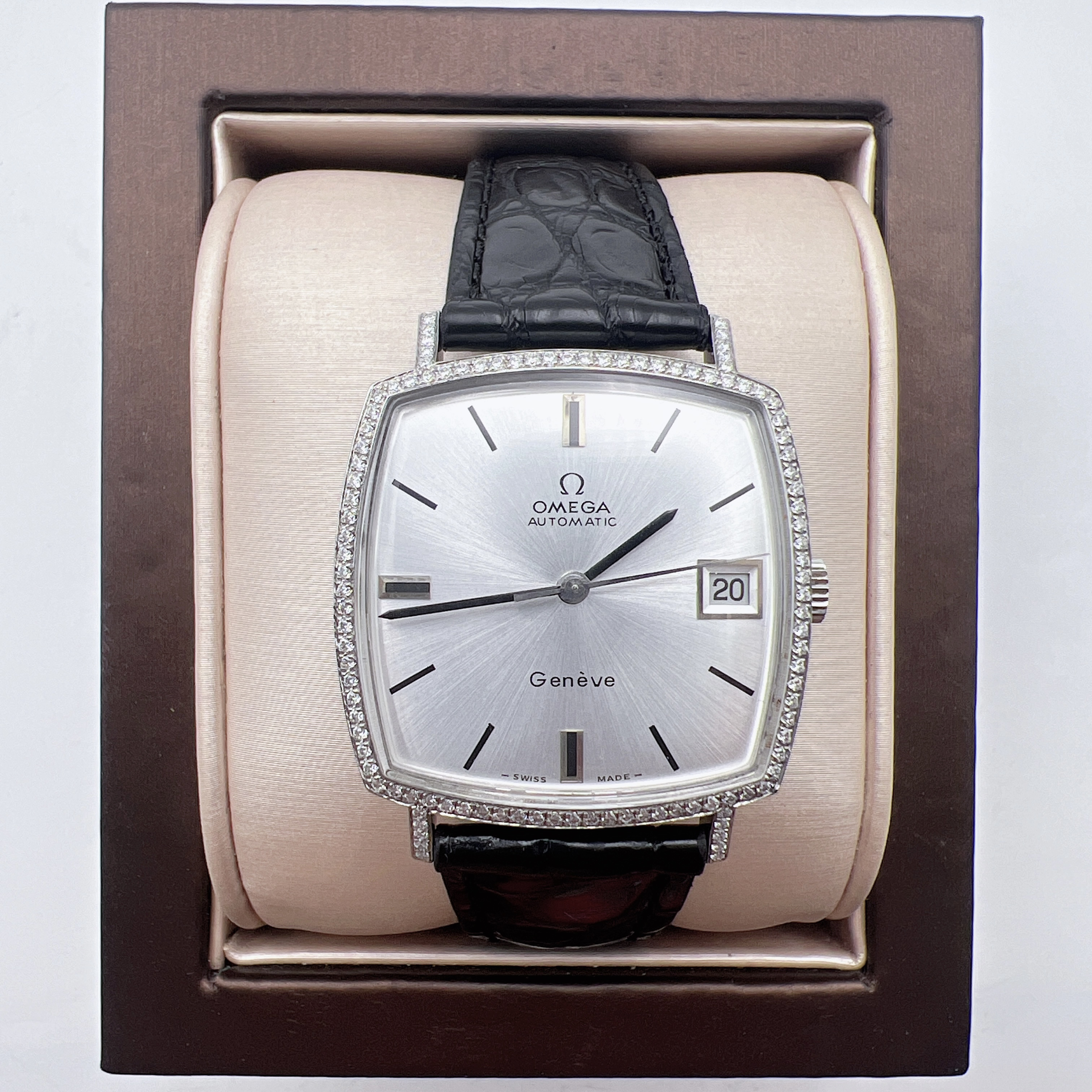 95新 Omega/欧米茄 正欧米茄15636自动后钻赠送表带手链赠摇表器