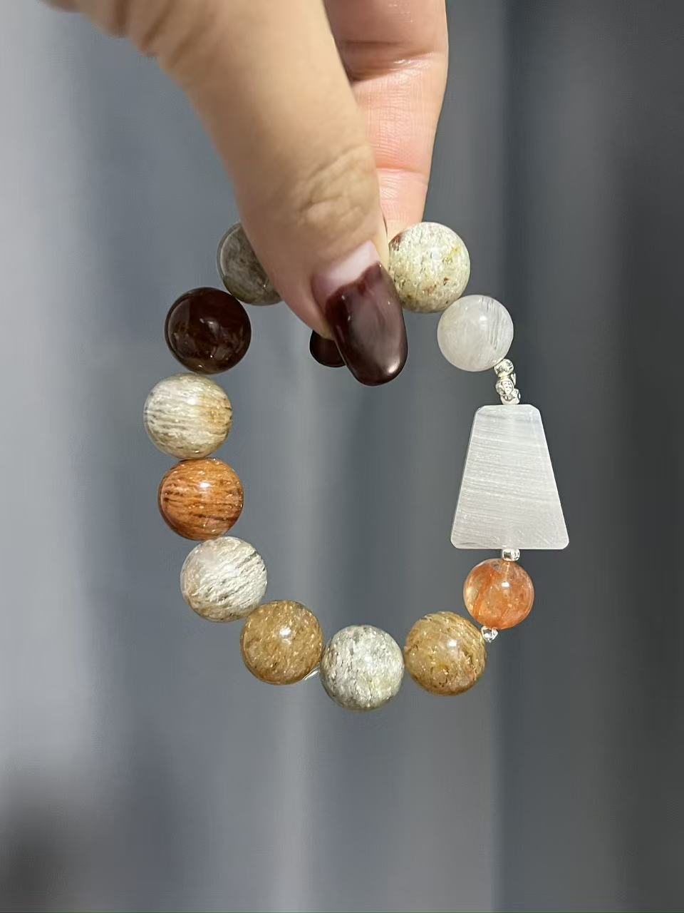 手链 【一 懿 】 ｜｜ 幻色星球