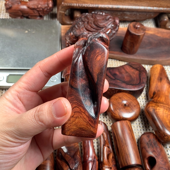 鑫***语黄花梨/降香黄檀华之艺海黄工艺