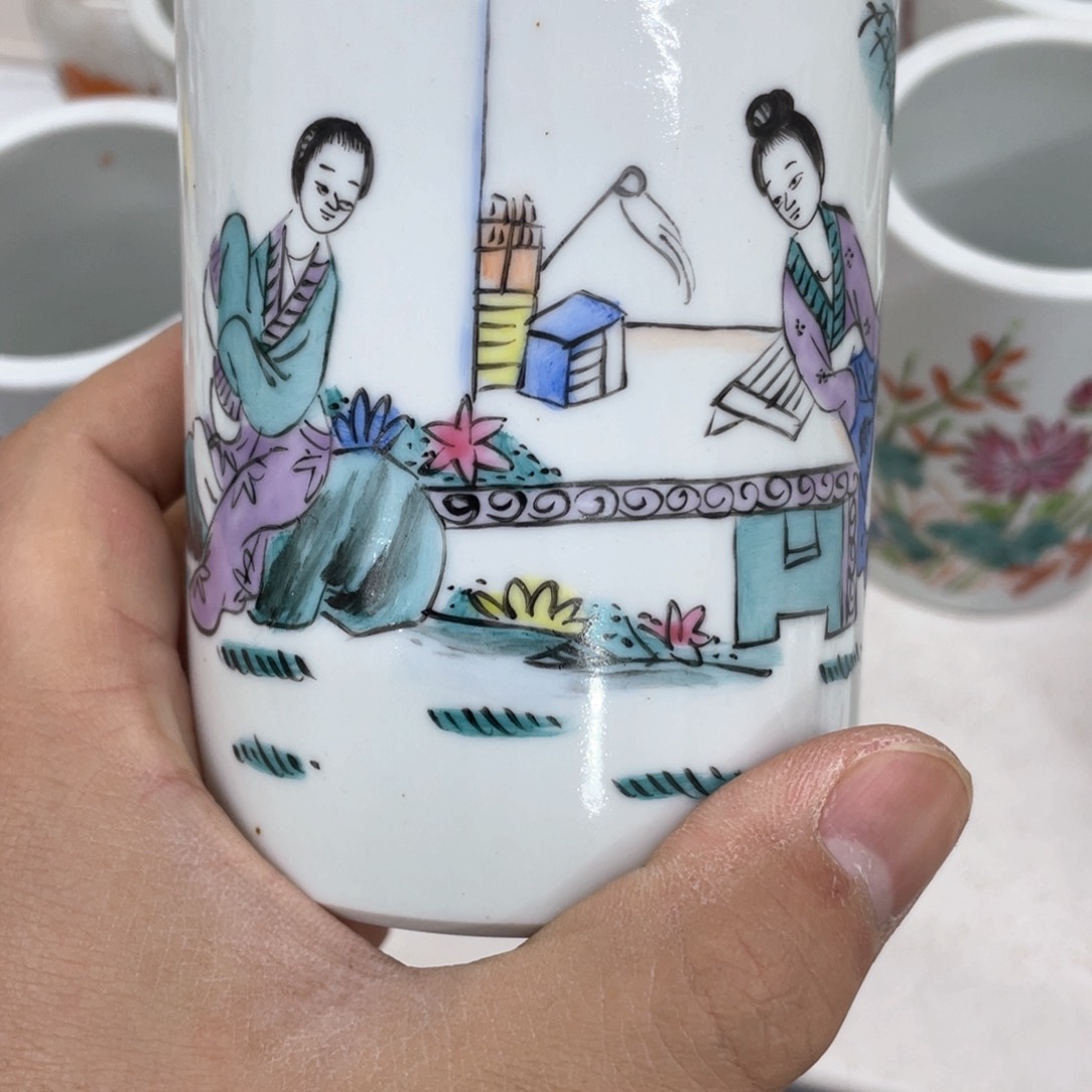 摆件觀****雨手绘陶瓷作品欣赏