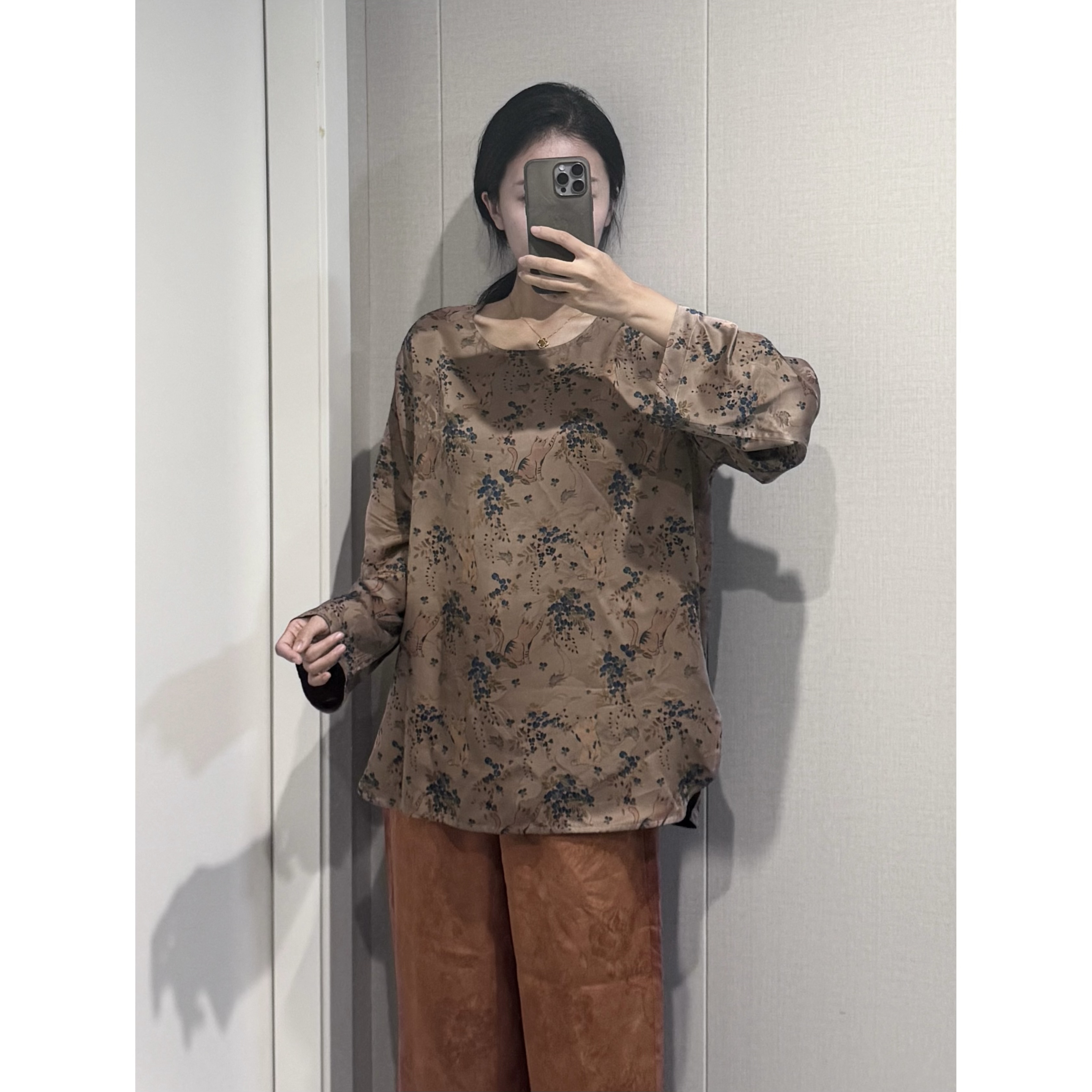 蓝色小猫咪新中式极简上衣100%桑蚕丝红云纱70长度120胸围