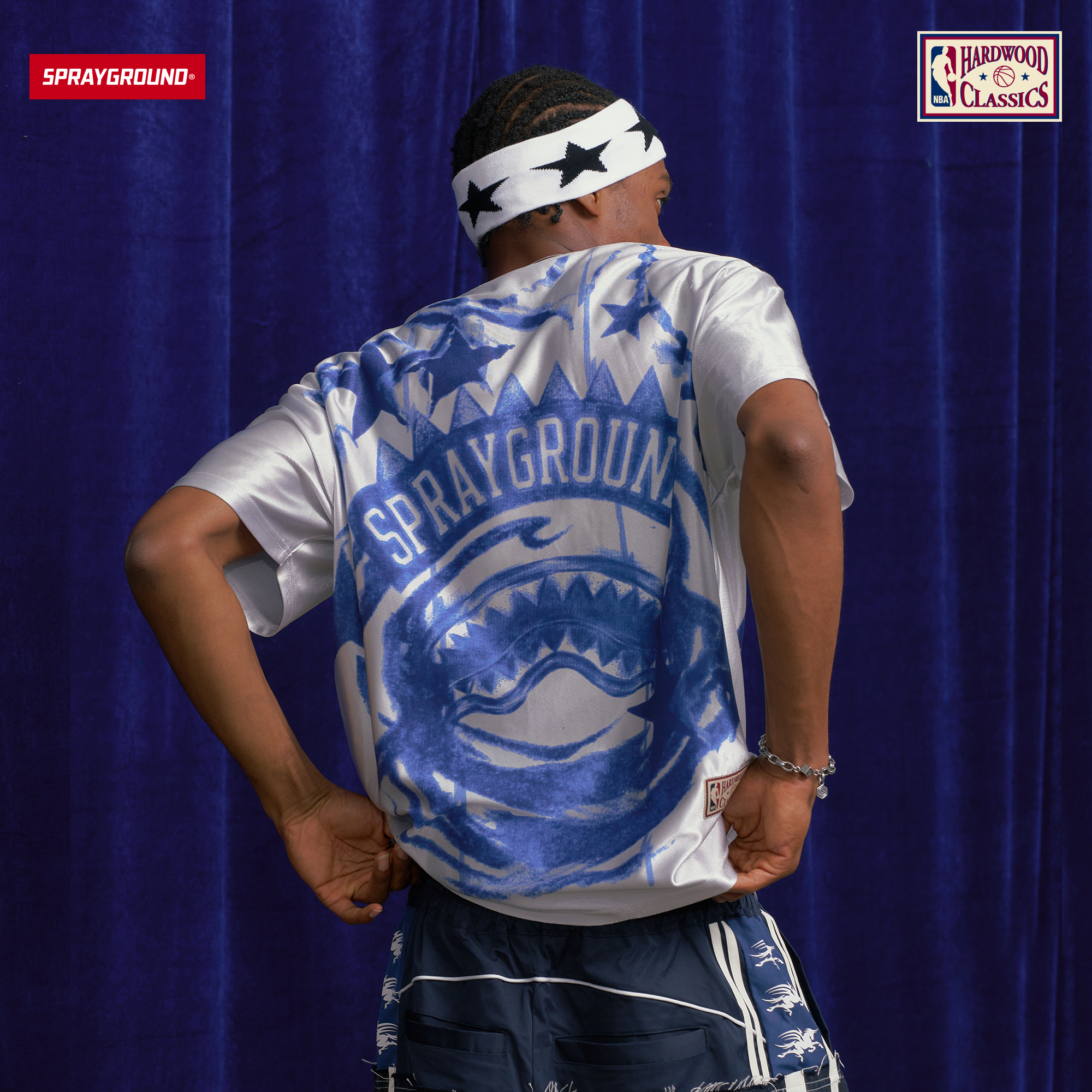 SPRAYGROUND I NBA HWC联名系列鲨鱼嘴短袖T恤复古JM NE220284