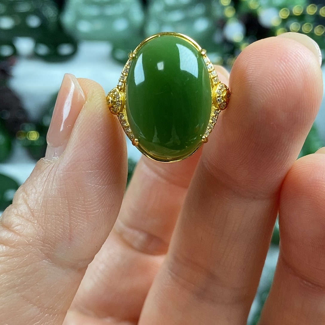 和田玉（碧玉）未镶嵌颈饰