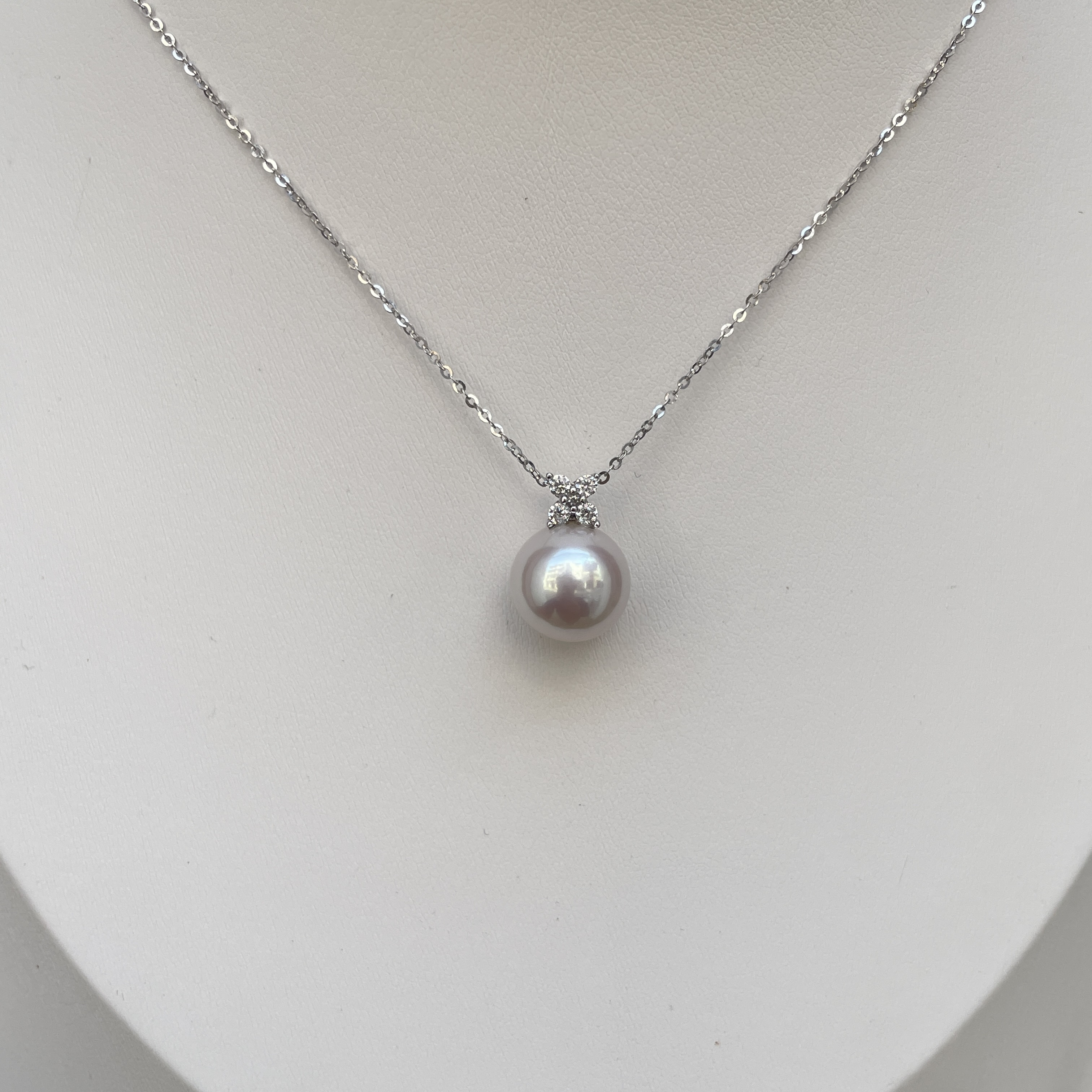 经典四叶草11-12mm珍珠吊坠正圆极光极微瑕时尚百搭耐看简约