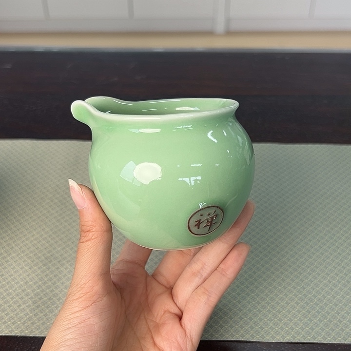 龙泉云间青瓷小米茶器