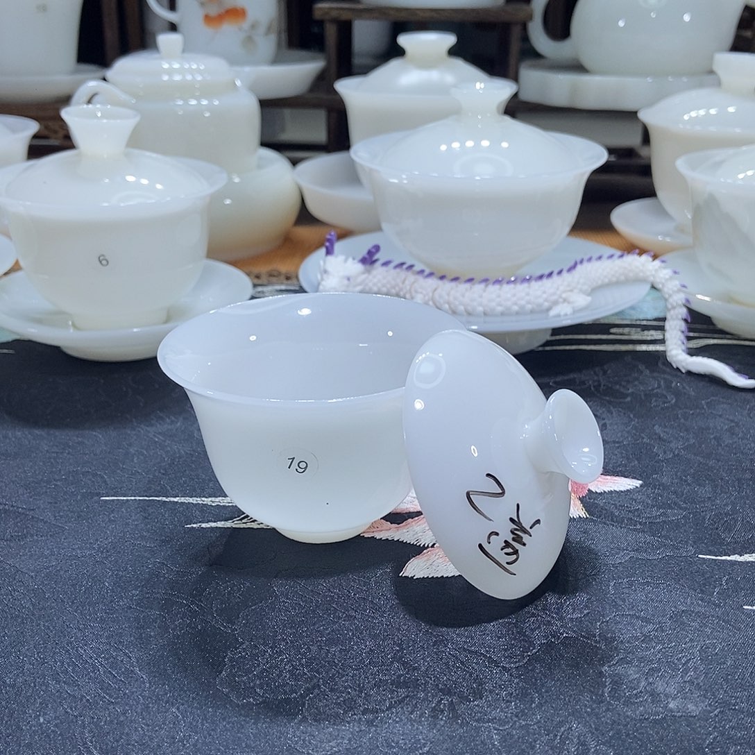 我不在这里吃饭的人太吵没时间聊