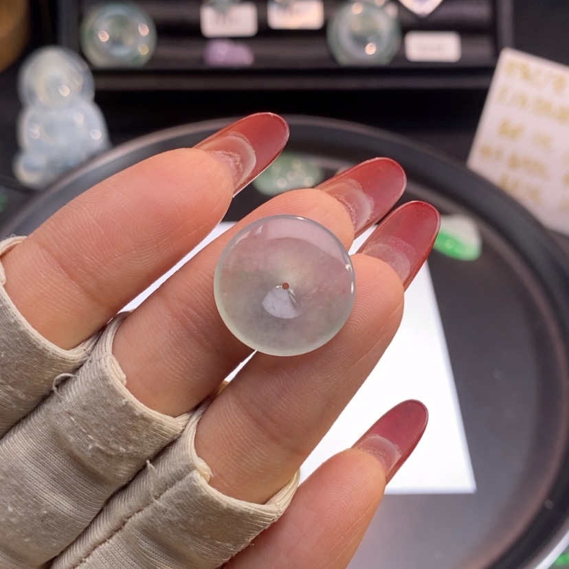 【闪购商品】翡翠挂件未镶嵌扣