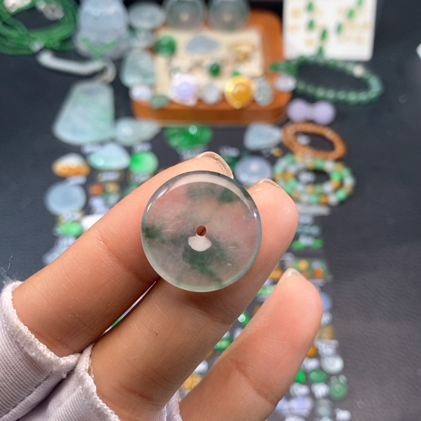 【闪购商品】翡翠挂件未镶嵌扣子