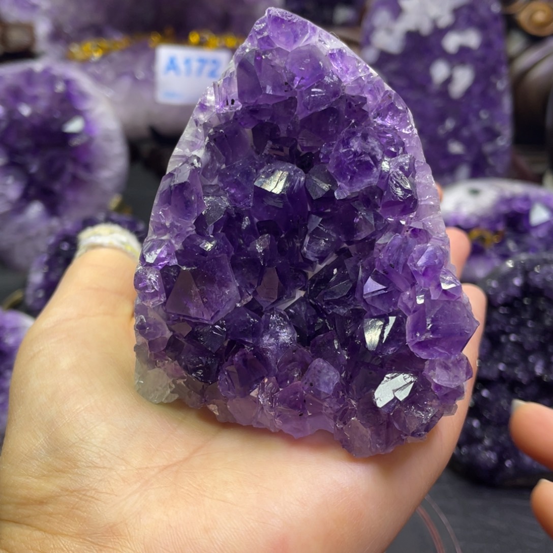 紫晶大型摆件（非配饰）未镶嵌