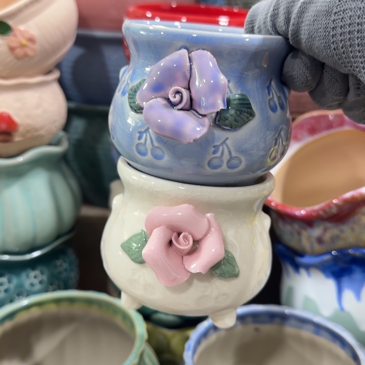 凑9块包邮，有孔，陶瓷花盆