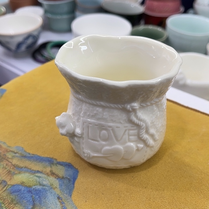 福利待遇多多哦哦哦哦