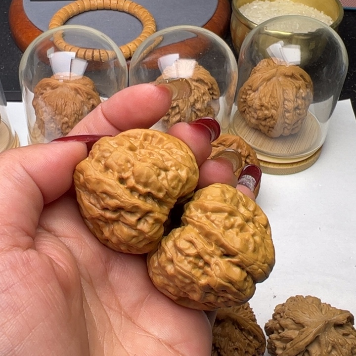 文玩核桃把件芳芳41蛤蟆头