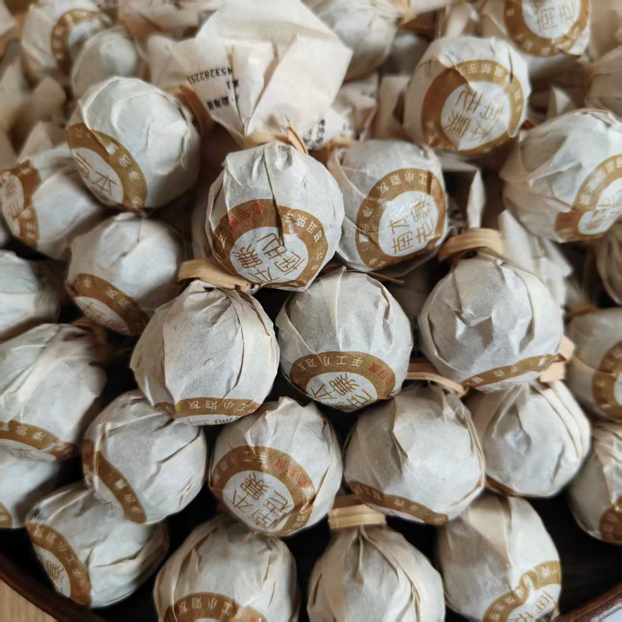 【南本老寨龙珠】2021年8g*20颗 勐宋古树头春普洱茶生茶