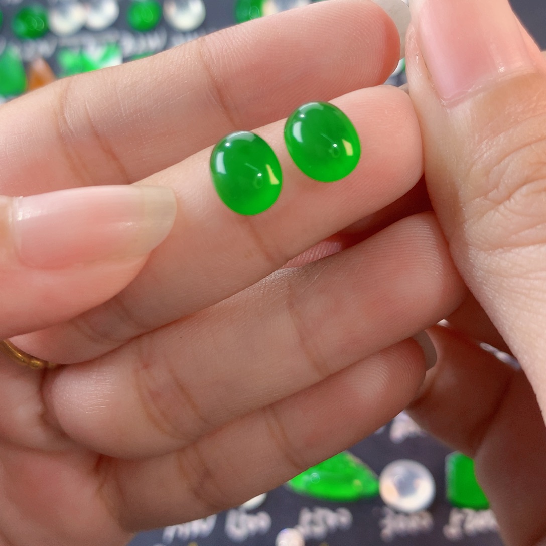 翡翠未镶嵌颈饰毕业款绿蛋2