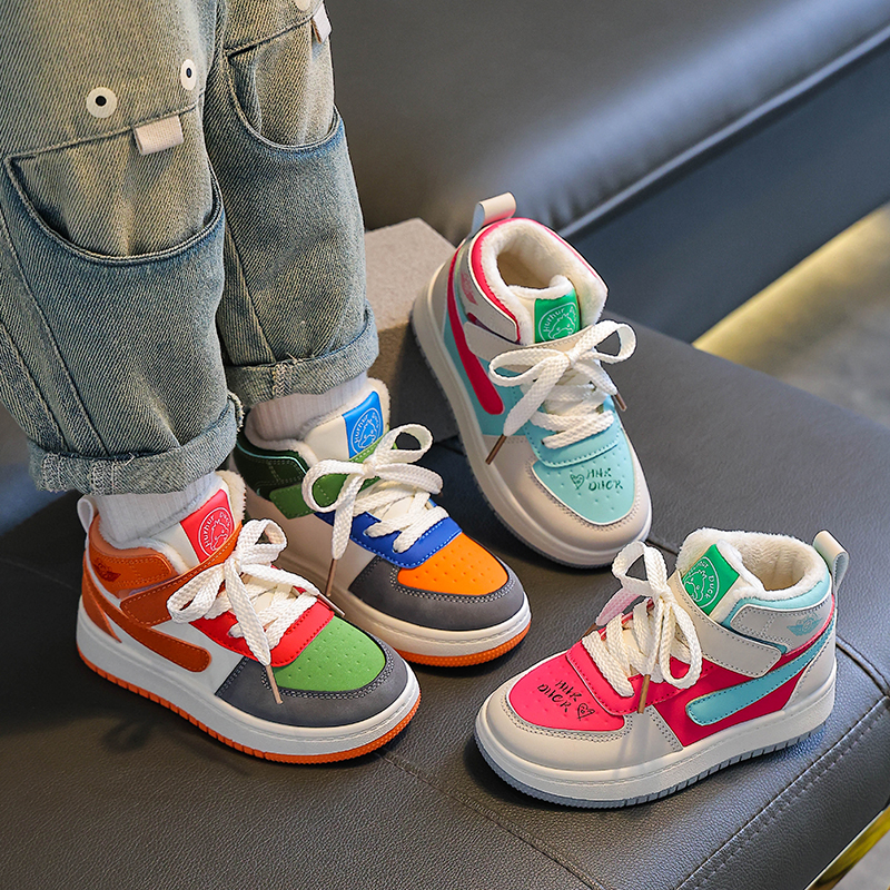 小黄鸭童鞋男童鞋子秋冬2025新款儿童运动鞋加绒二棉女童板鞋大童