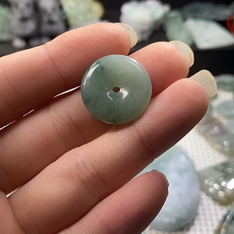 翡翠未镶嵌颈饰翡翠平安扣
