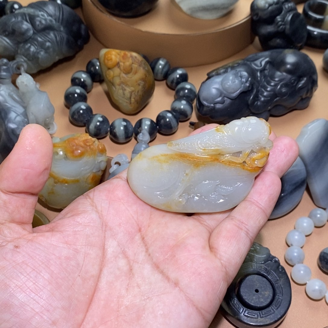 未镶嵌和田玉把件