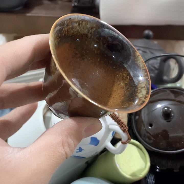 陶瓷茶具全部清清完回家过年