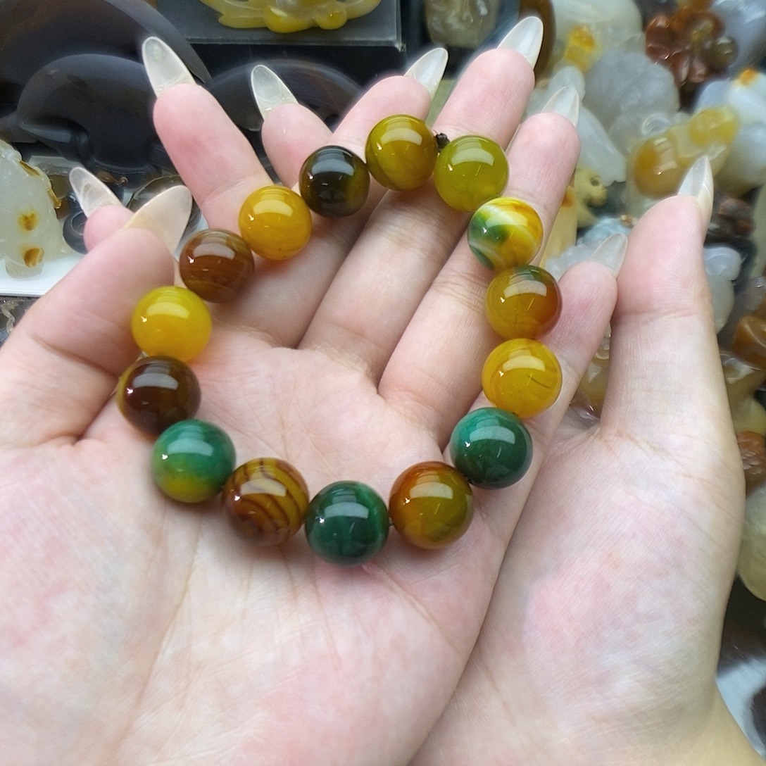 欣***心玛瑙/玉髓未镶嵌颈饰