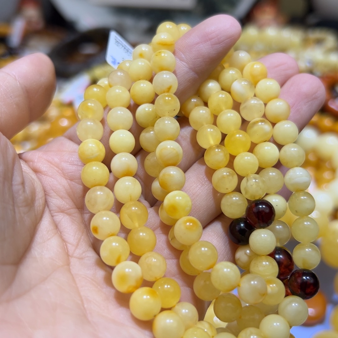 琥珀珠宝奇石未镶嵌