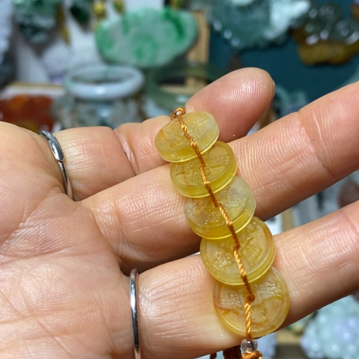 【闪购商品】翡翠吊坠(赠链)未镶嵌