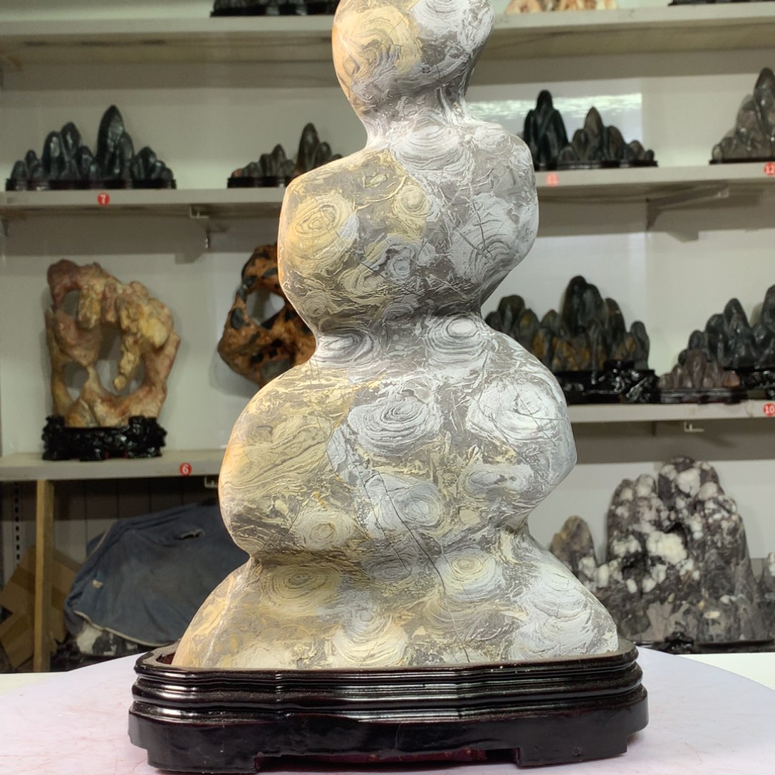 灵壁山风景优美迷人