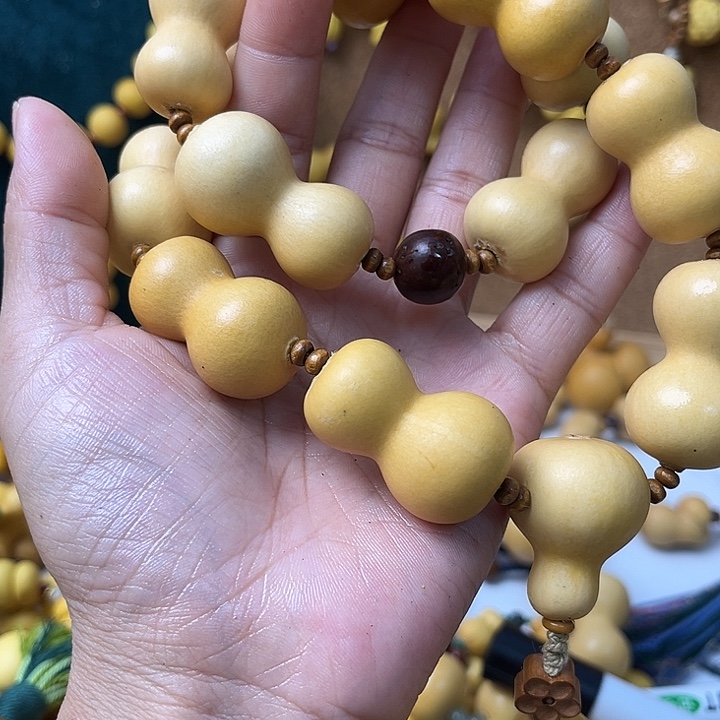 荷***蛋精品骨头脖挂忽略