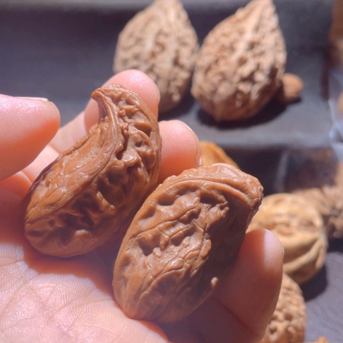 【闪购商品】文玩核桃把件￴****￴东北楸子4